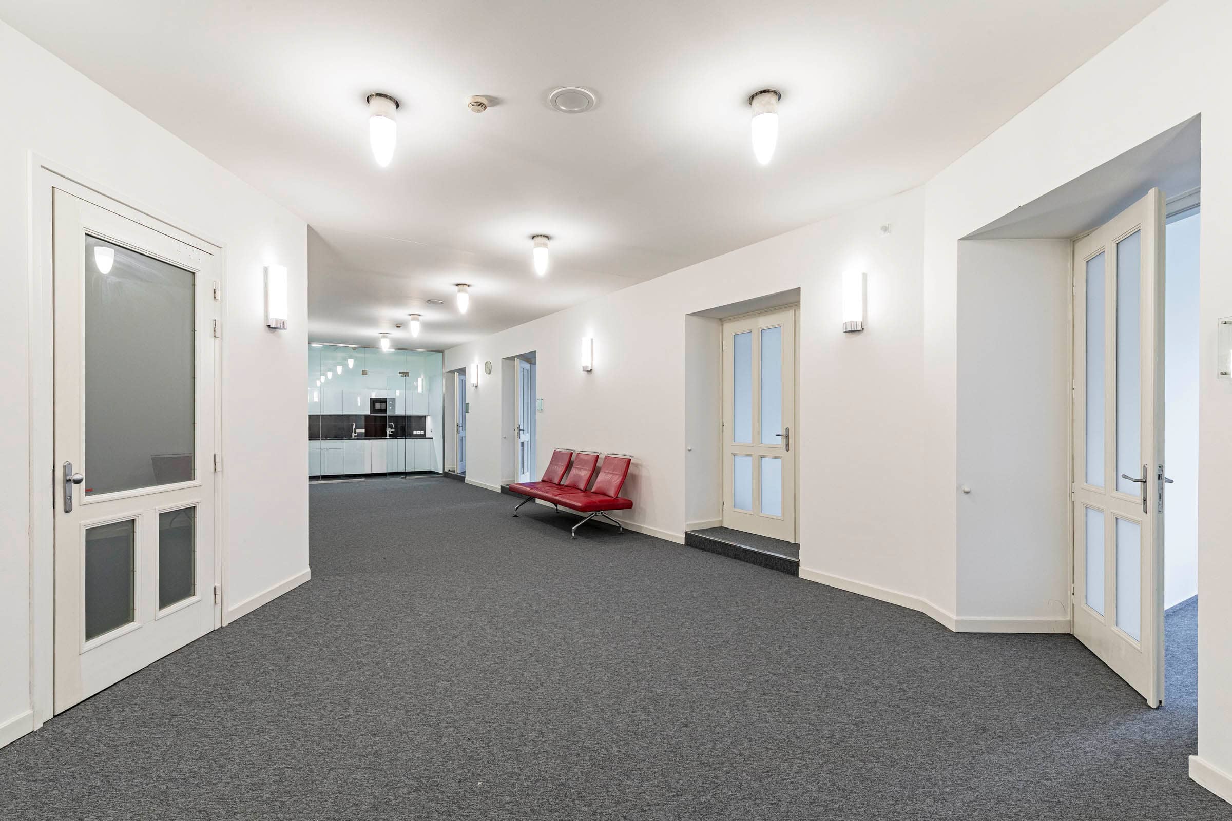 Commercial space Vaclavske namesti