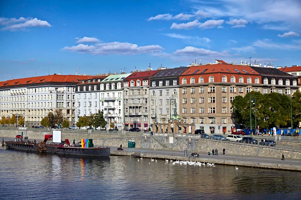 Byt Rašínovo nábřeží