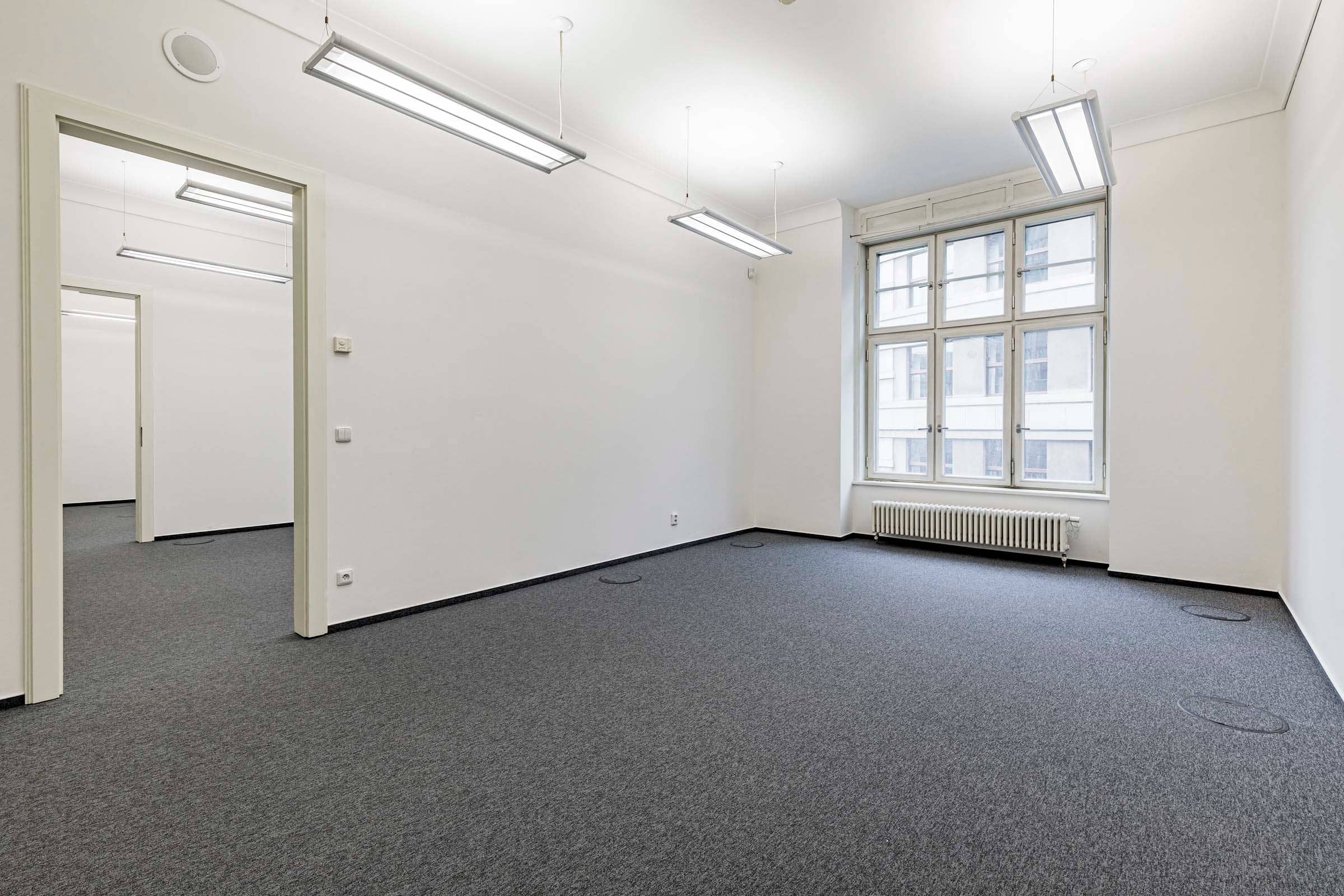 Commercial space Vaclavske namesti