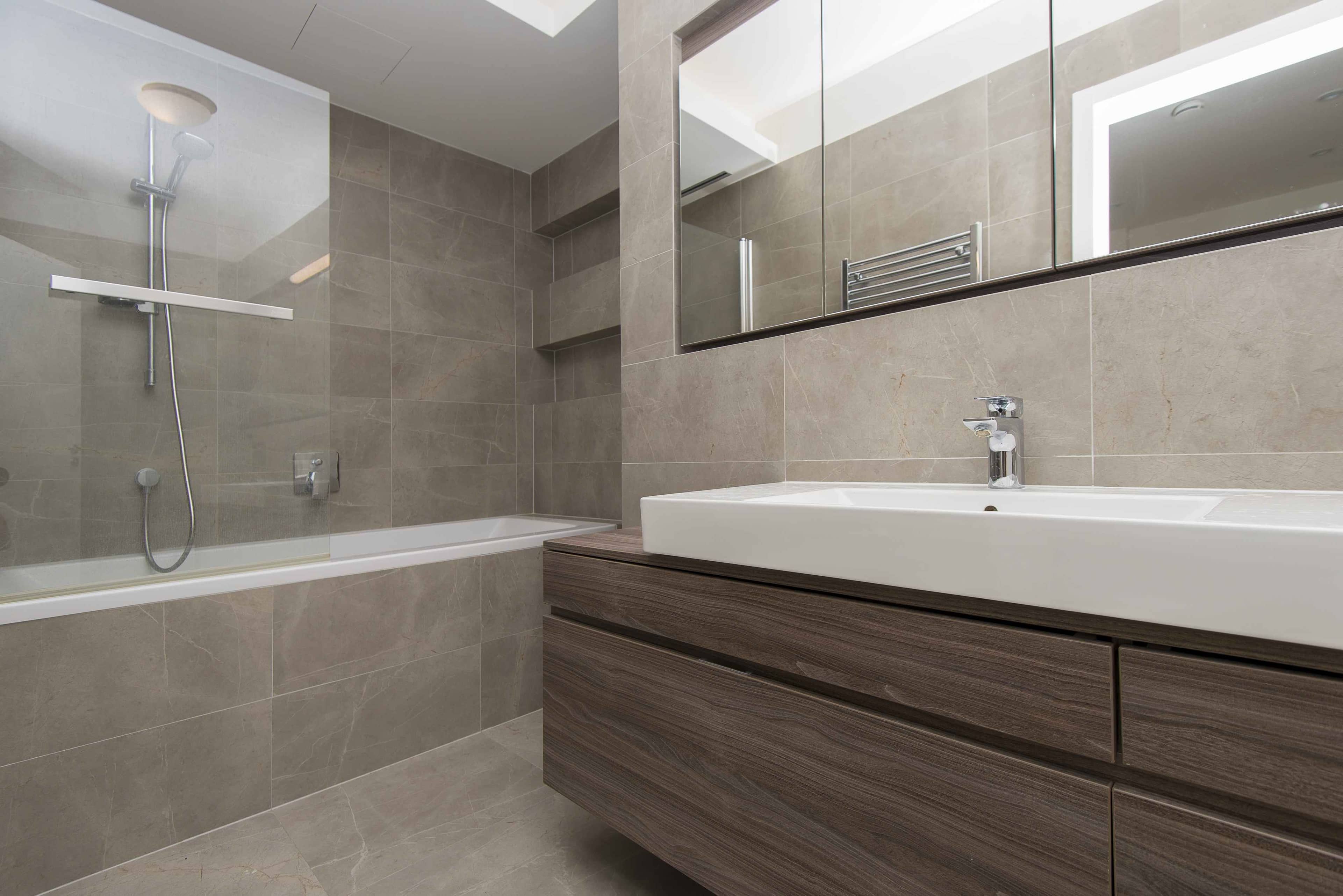 Za Karlínským přístavem