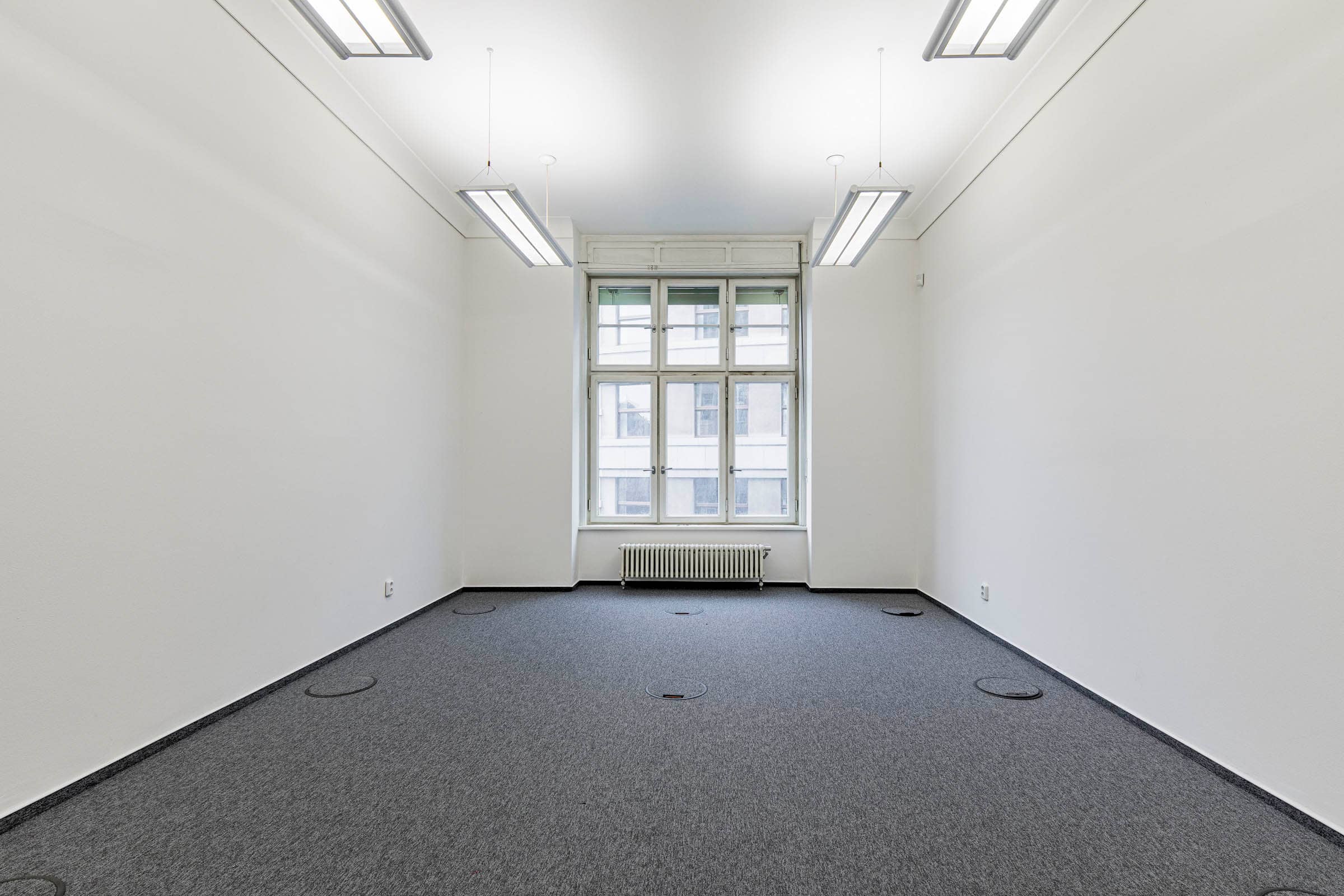 Commercial space Vaclavske namesti