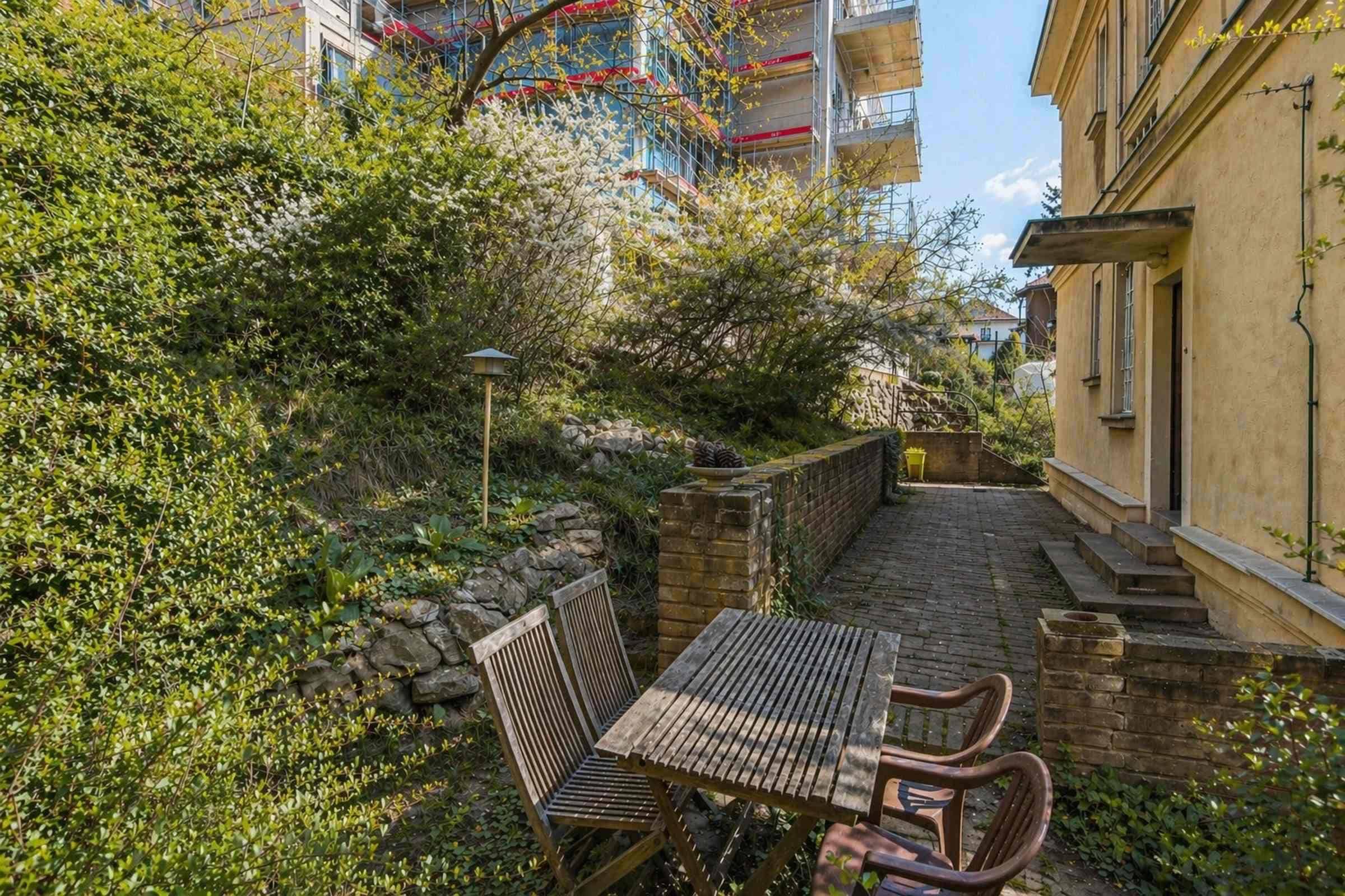 Historická vila Pod Děvínem 