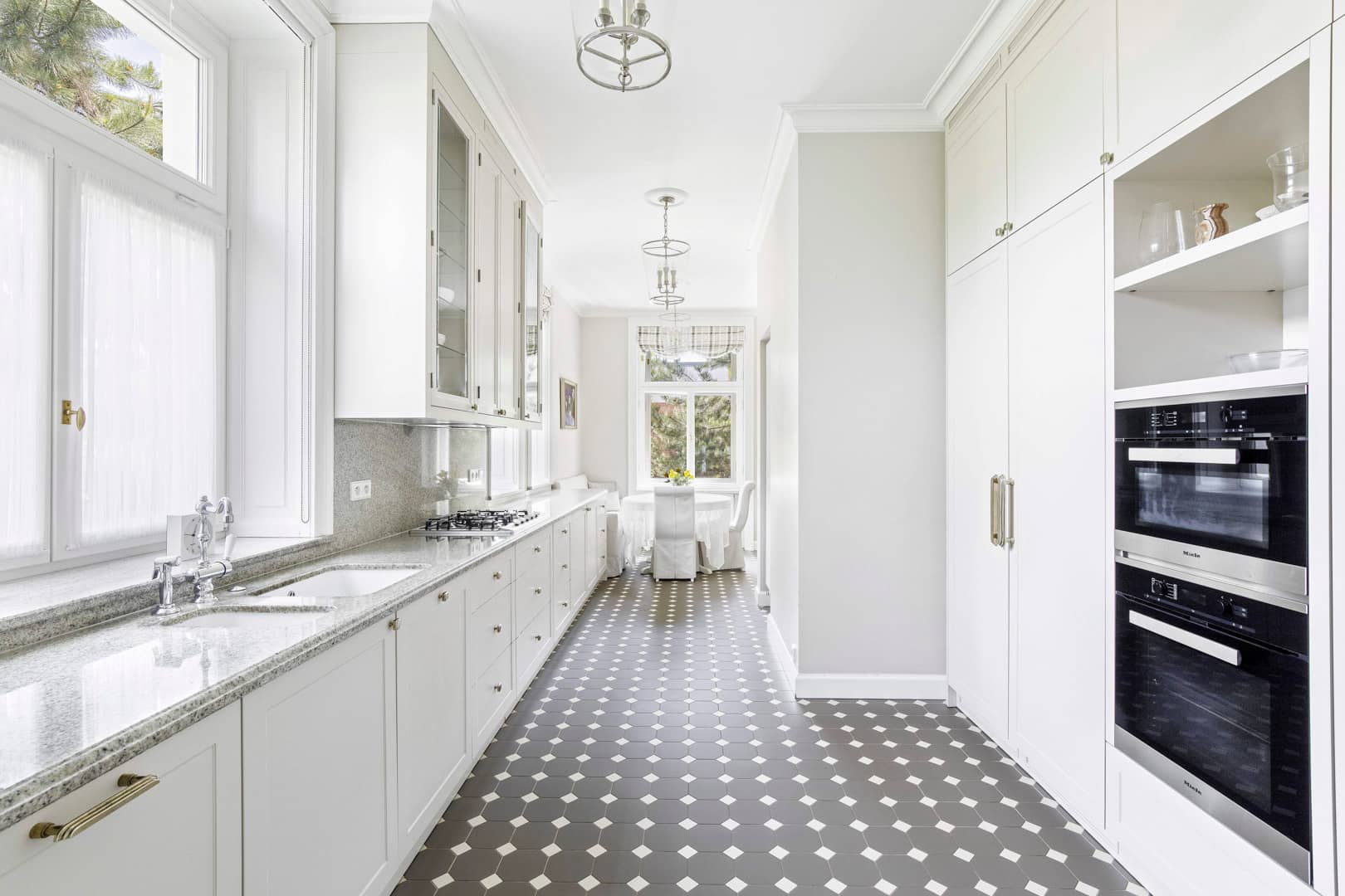 Exceptional villa with garden in Bubenec