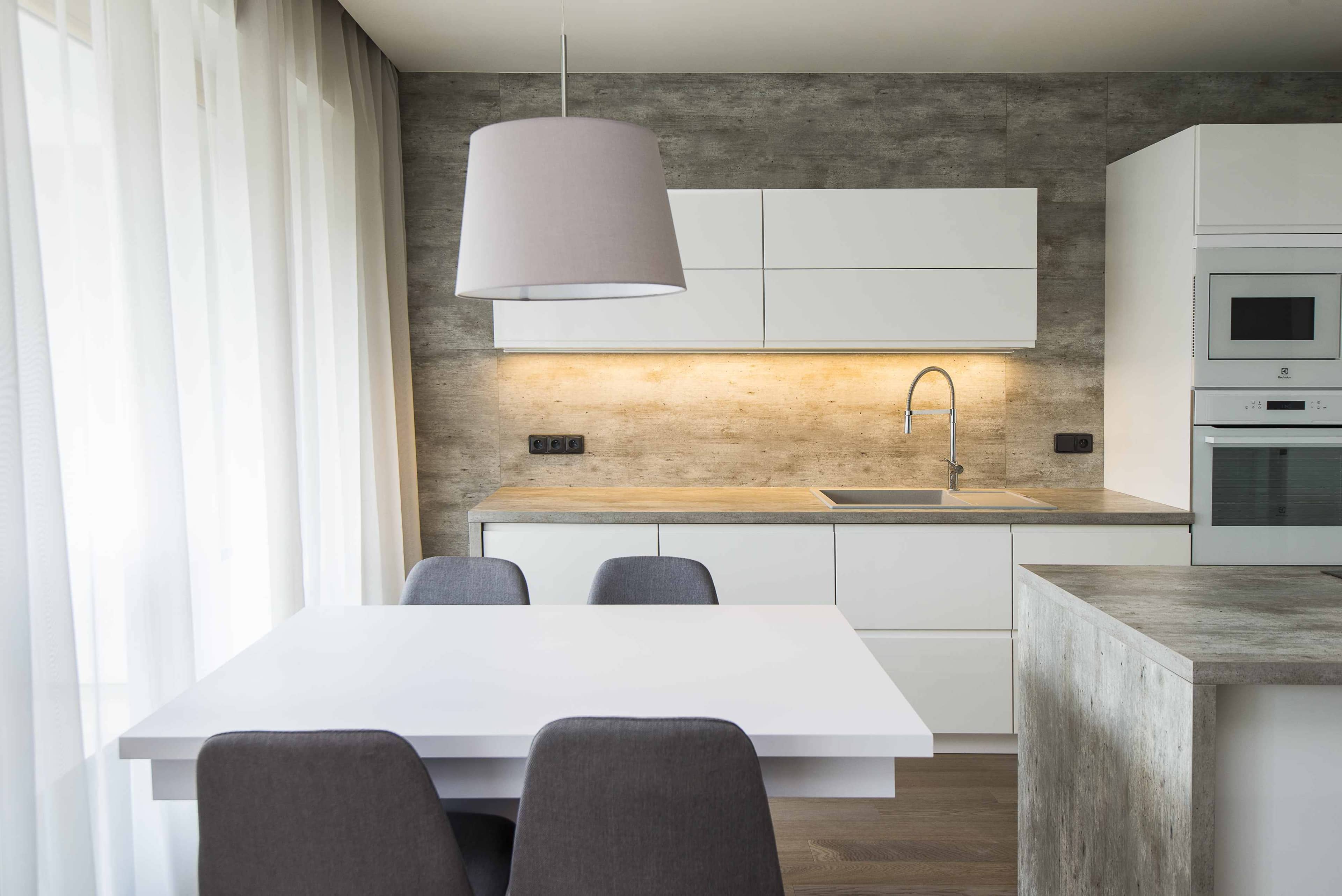 Za Karlínským přístavem